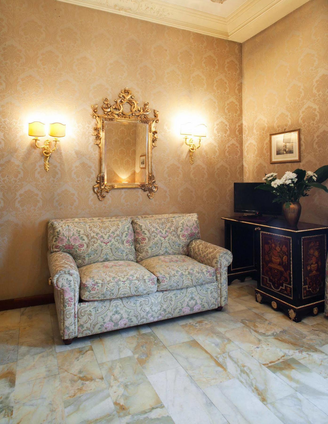 Hotel Des Epoques Рим Екстер'єр фото